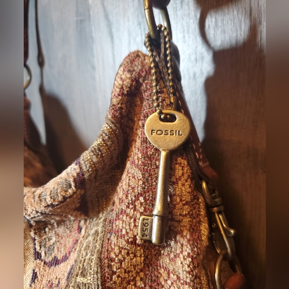 Fossil handbag vintage textured Bohemian fossil purse - Picture 4 of 11